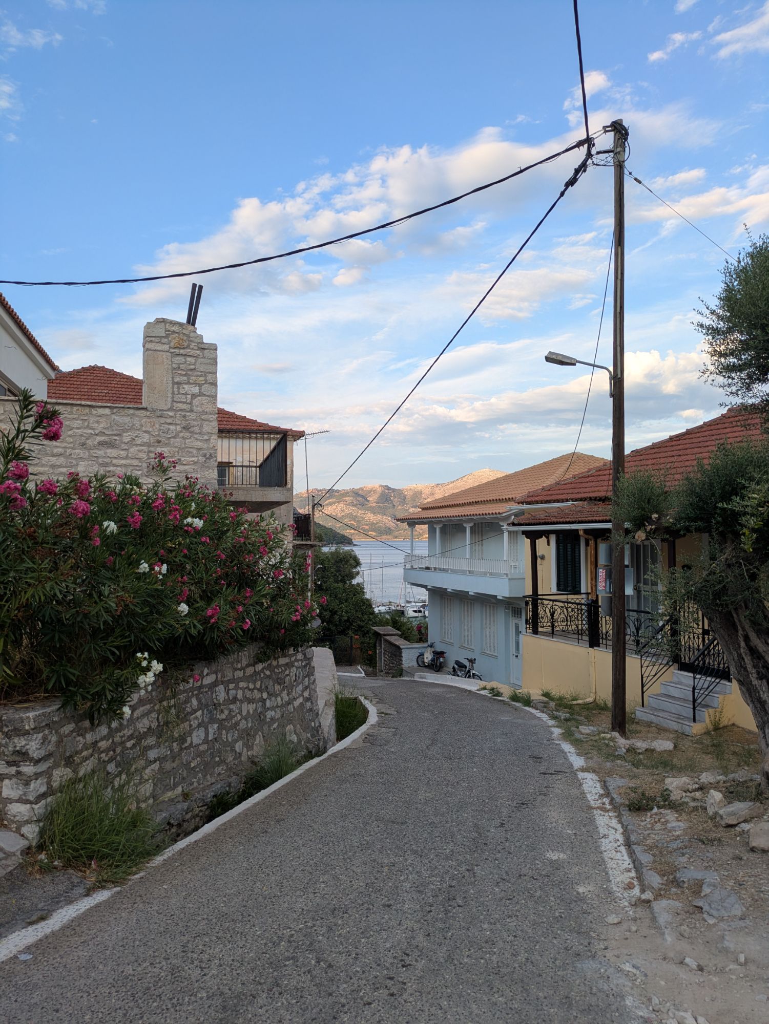 PXL 20250826 162848249