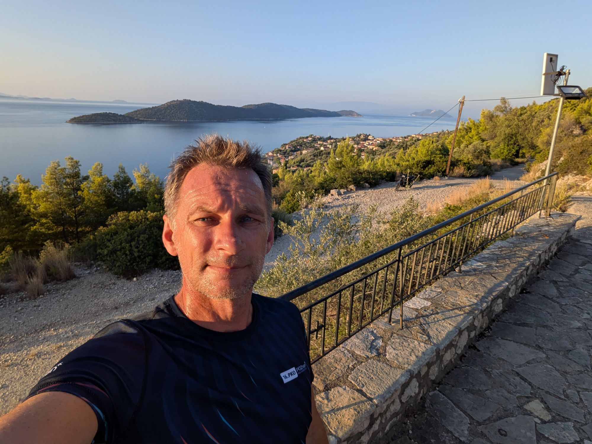 PXL 20250827 044256010