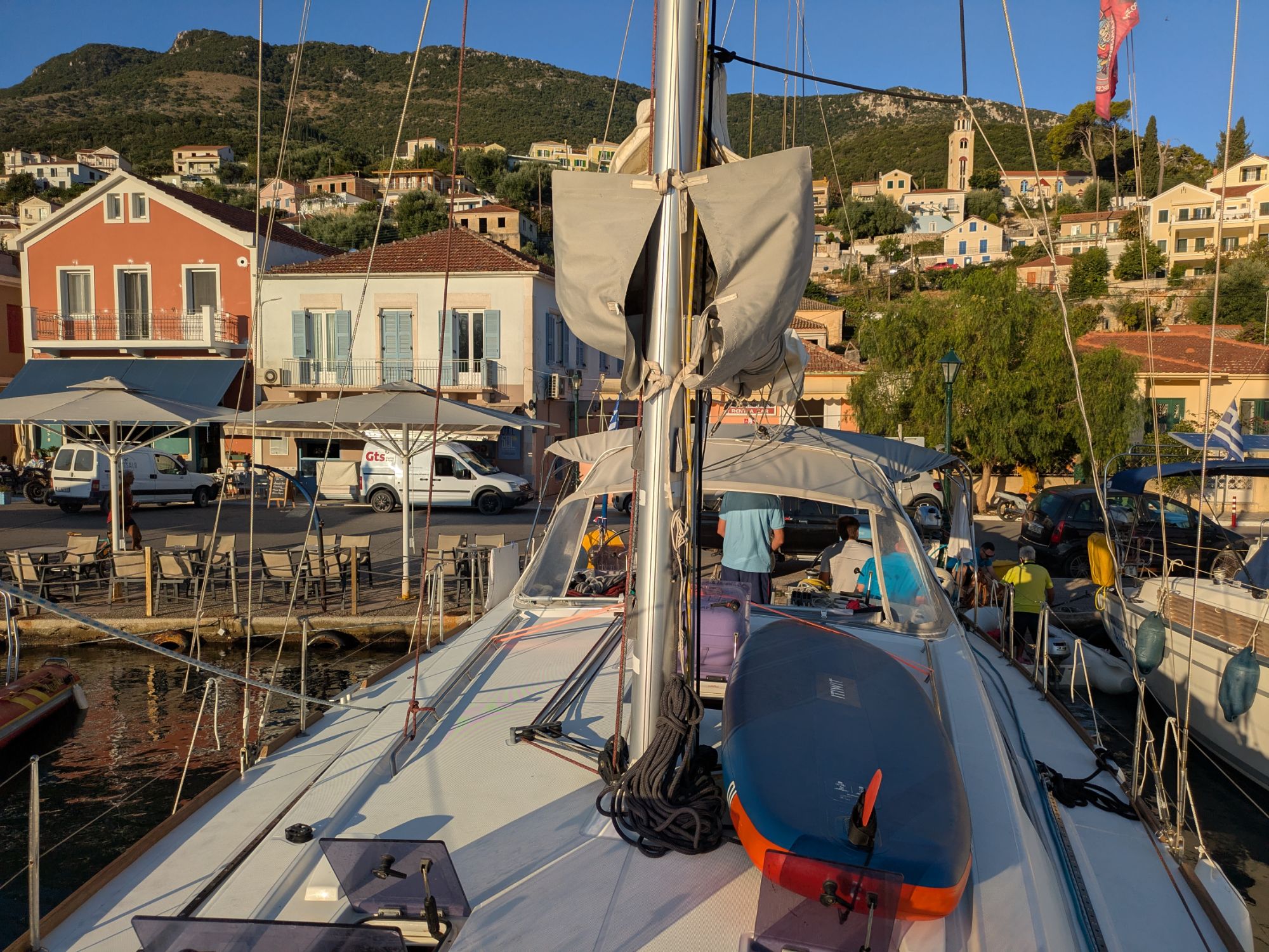 PXL 20250828 050122785