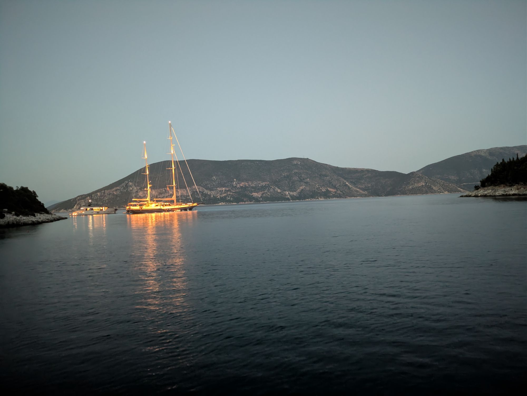 PXL 20250829 174119890.NIGHT